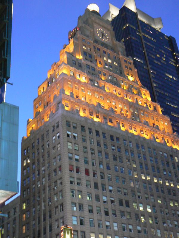 Paramount Building: Paramount Building 3